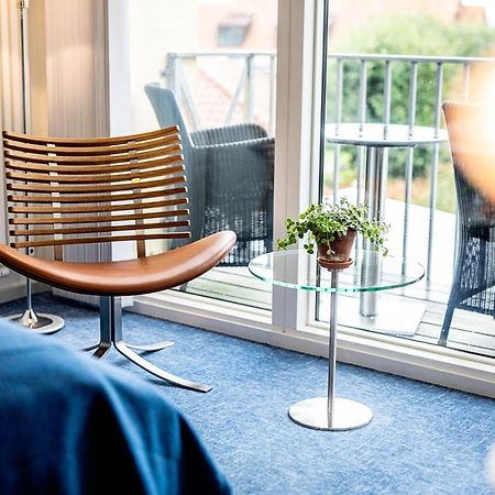 Molskroen Strandhotel Ebeltoft Extérieur photo