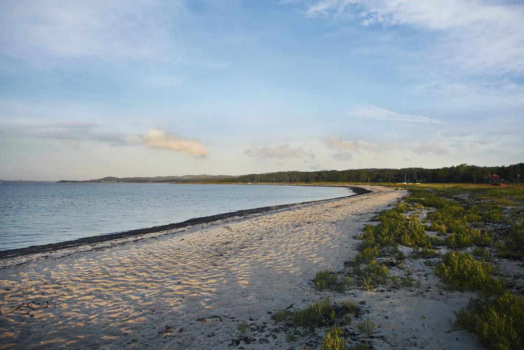 Molskroen Strandhotel Ebeltoft Extérieur photo