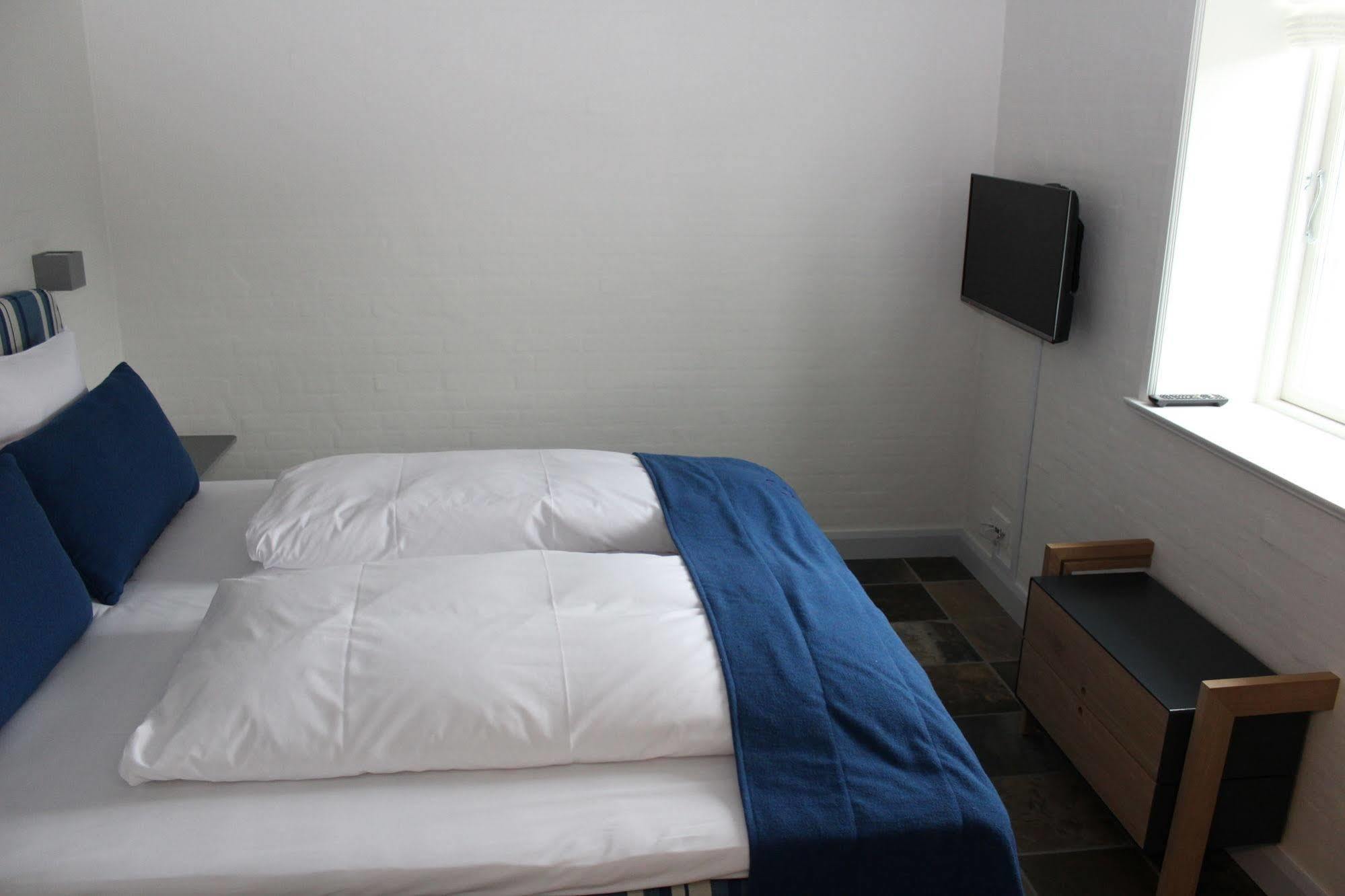 Molskroen Strandhotel Ebeltoft Extérieur photo
